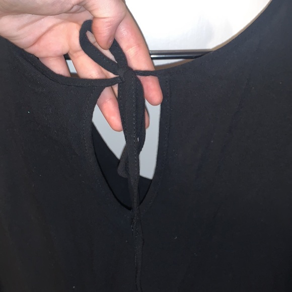 Black bell sleeve peasant style blouse - Picture 6 of 6